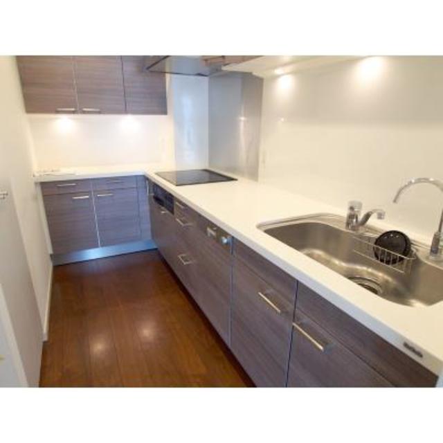 キッチン　※写真は同タイプ住戸です。