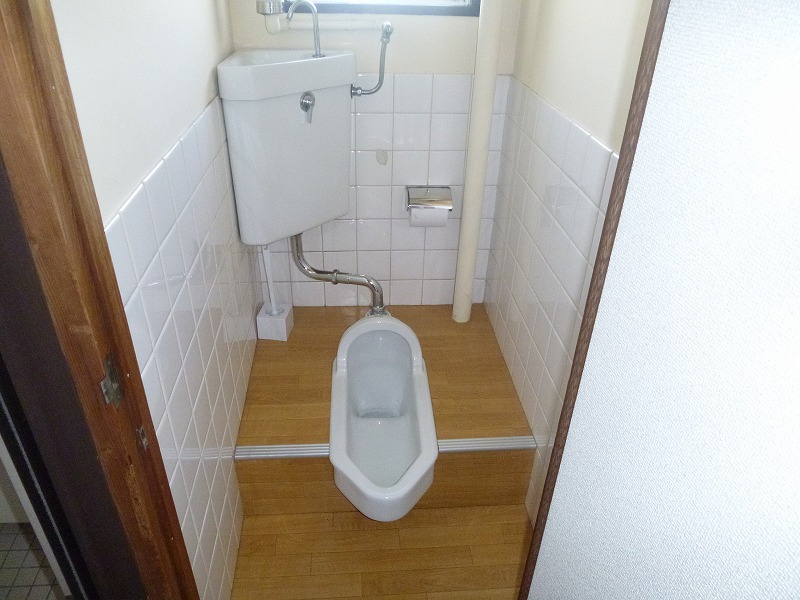 一本木マンションのトイレ写真