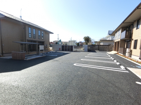 駐車場　敷地内駐車場