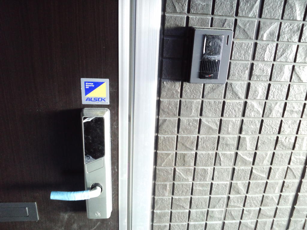 その他設備　非接触カードキー、TVモニターホン