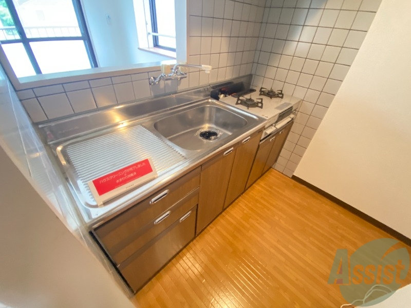 キッチン　キッチンにはガスコンロが設置してありますよ！