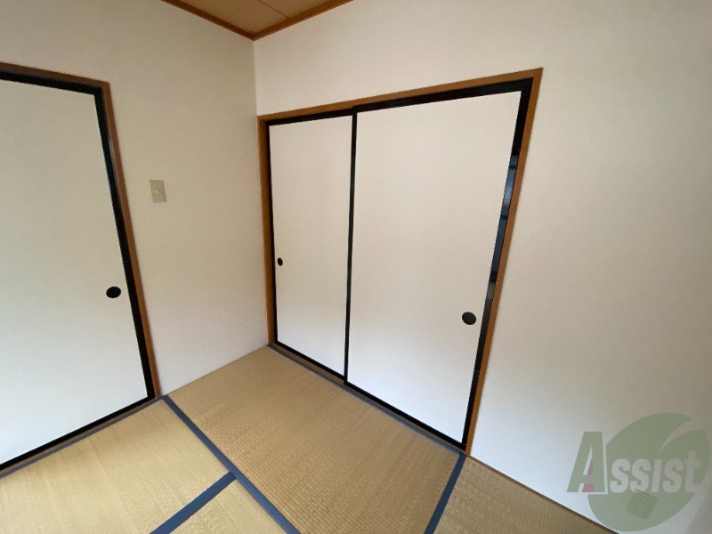 収納　押し入れタイプは奥行きがしっかりあって沢山収納できますね～