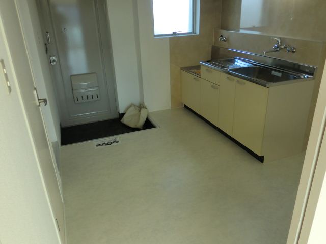 キッチン　くつろげるダイニング！