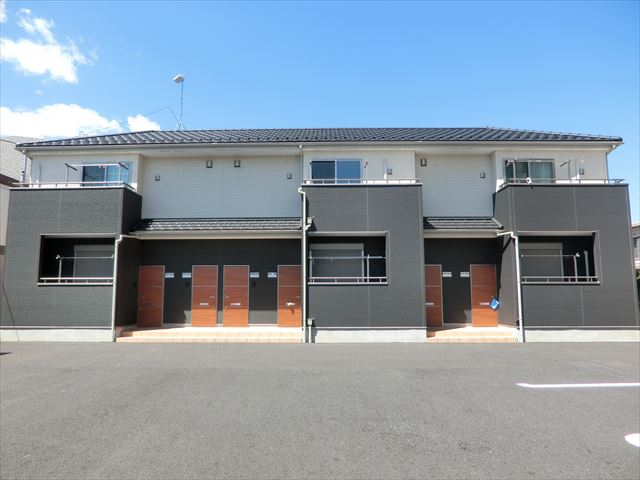 建物外観　南向きのきれいな外観です