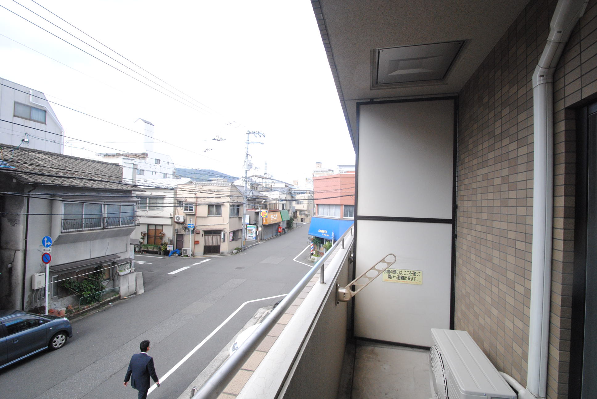 バルコニー　開けた立地です。