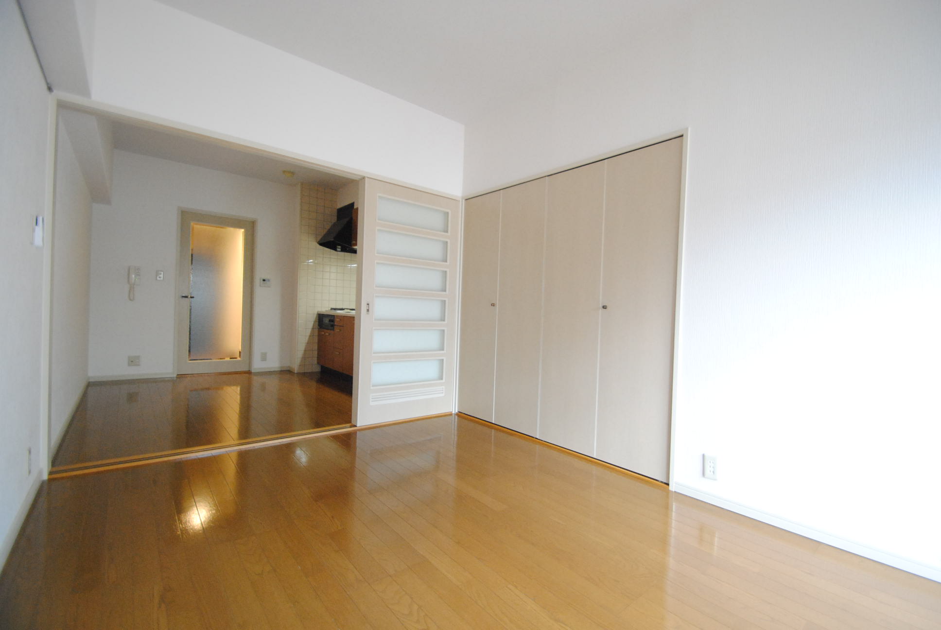 居室・リビング　日当たりの良い室内★