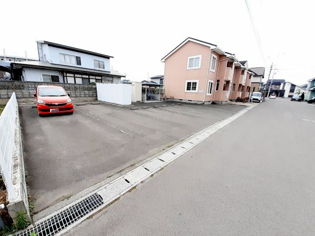 【タウン日吉壱番館の駐車場】