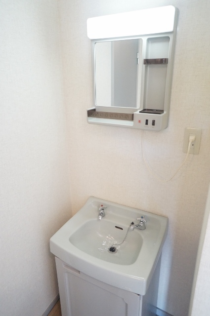 洗面設備　図面と現状に相違がある場合には現状を優先