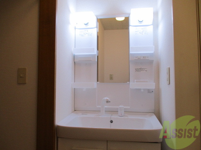 洗面設備　シャンプードレッサーです。