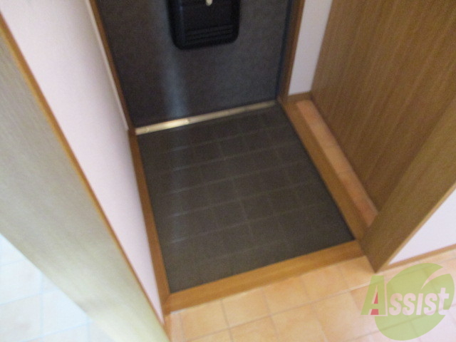 玄関　シューズボックスも付いています。