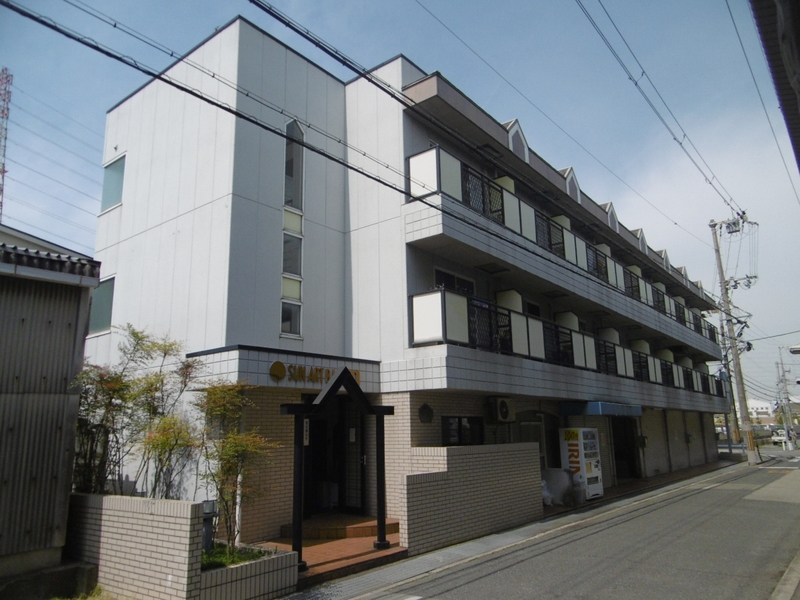 加古川市尾上町旭のマンションの建物外観