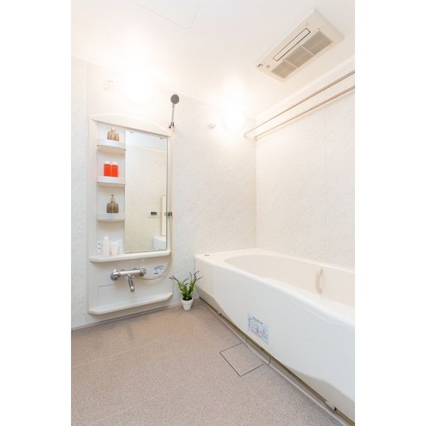 バス・シャワールーム