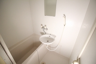 バス・シャワールーム　備品や設備仕様は号室等により異なります現地をご確認下さい。