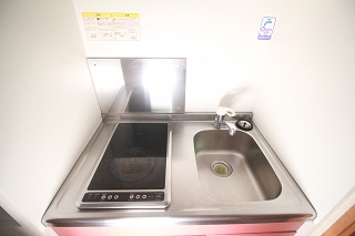 キッチン　備品や設備仕様は号室等により異なります現地をご確認下さい。