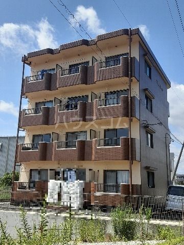 磐田市岩井のマンションの建物外観