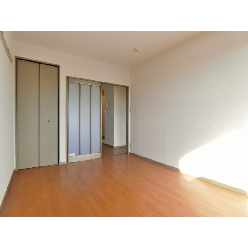 居室・リビング　図面と現状に相違がある場合には現状を優先