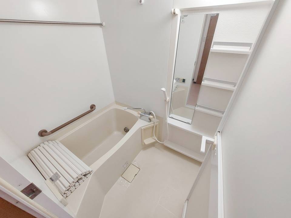 バス・シャワールーム　浴室