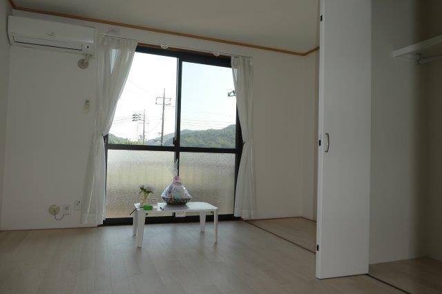 居室・リビング　洋室