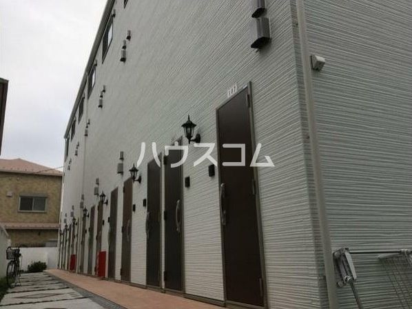 ソルナクレイシア平和台の建物外観