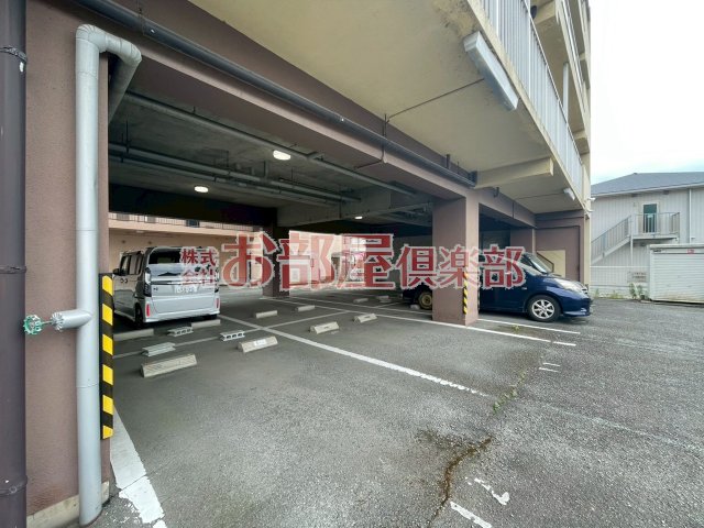駐車場　駐車スペースもあります