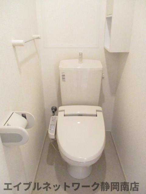 トイレ　イメージ