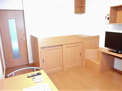 その他部屋・スペース　ハイベッドタイプのお部屋です