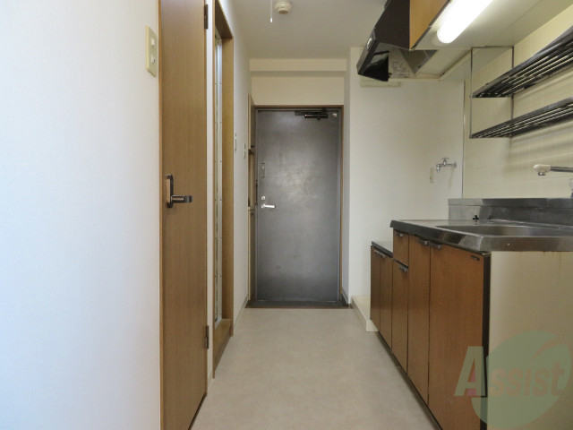 玄関　玄関からの様子を撮影してみました。動線になります。