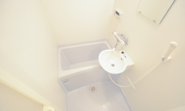 洗面設備　写真は別室のものになります