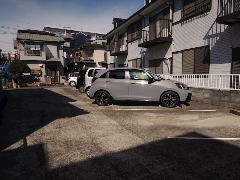 駐車場　敷地内駐車場