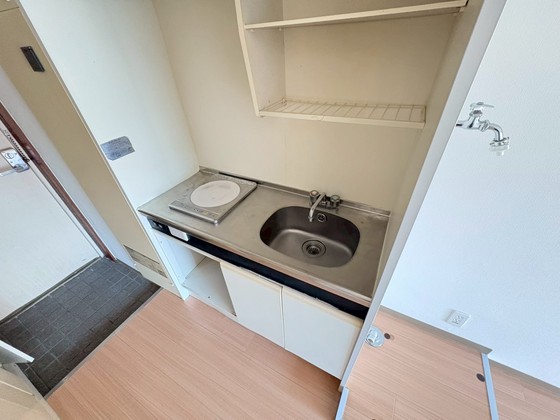 キッチン　※別号室の写真です