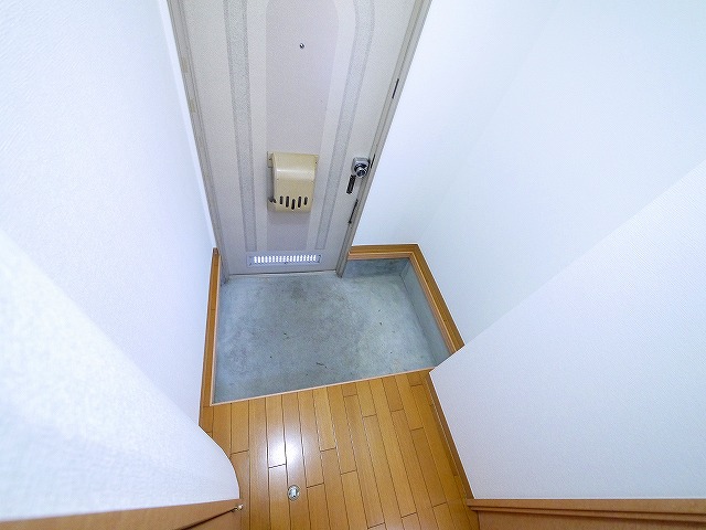 玄関　収納もある玄関です