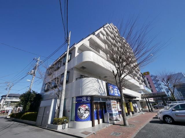 【飯能市仲町のマンションの建物外観】