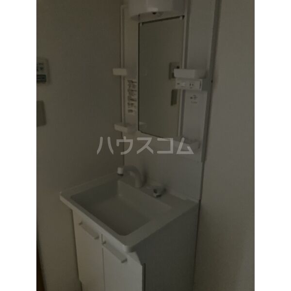 【安八郡安八町東結のマンションの洗面設備】