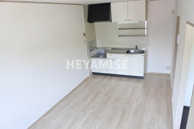 居室・リビング　※室内画像は別号室のもの