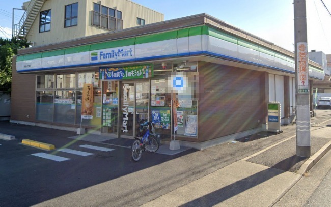 コンビニ　ファミリーマート 杉村一丁目店（コンビニ）まで327m