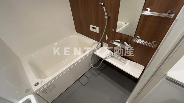 バス・シャワールーム　お風呂で日々の疲れを落としましょう