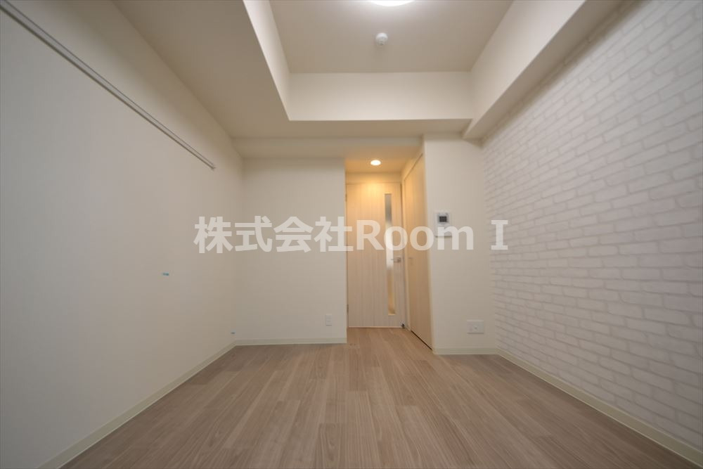 その他部屋・スペース　開放的な寝室です