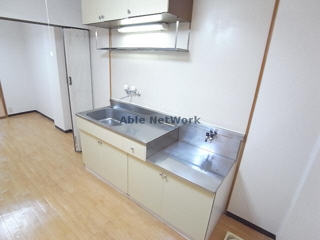 キッチン　※別部屋参考写真