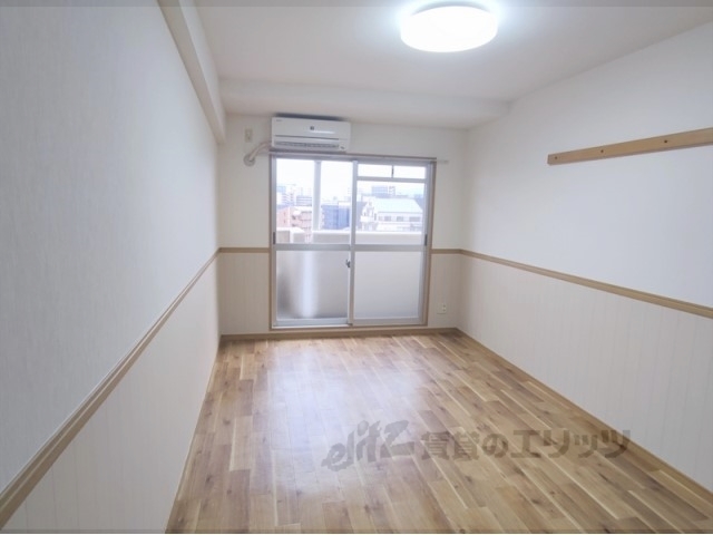 居室・リビング　洋室