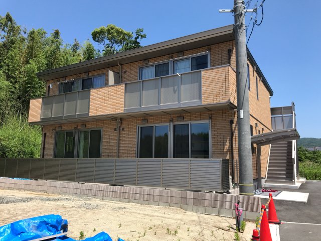 建物外観　落ち着いた雰囲気の外観です