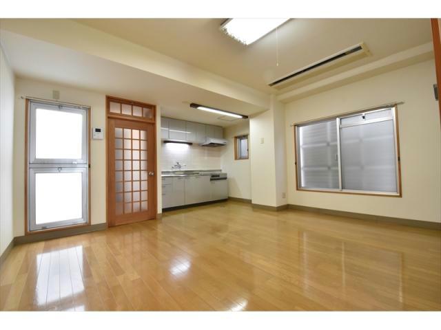 居室・リビング　※写真は別号室のもの