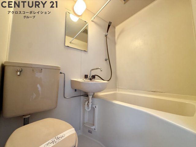 バス・シャワールーム　シンプルで機能的なお風呂です！