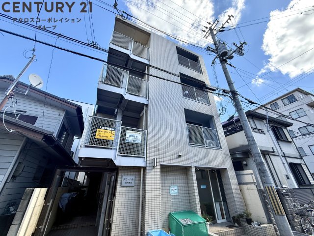 建物外観　敷地内ゴミ置き場があって、便利！