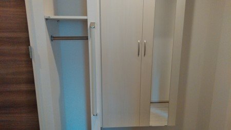 エストニュアージュ　玄関　シューズＢＯＸ