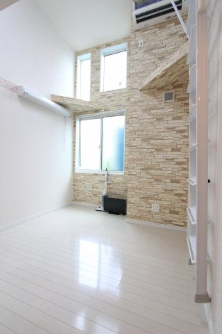 居室・リビング　同物件の参考写真です。