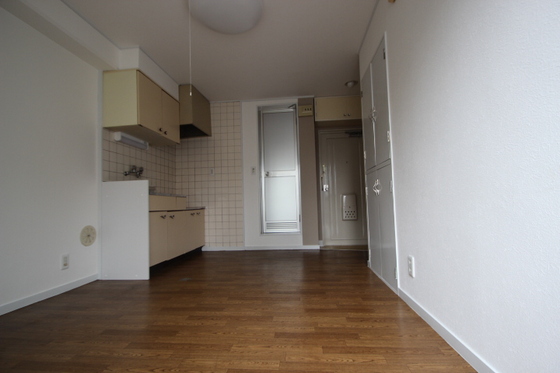 居室・リビング　※別部屋の写真です現状優先