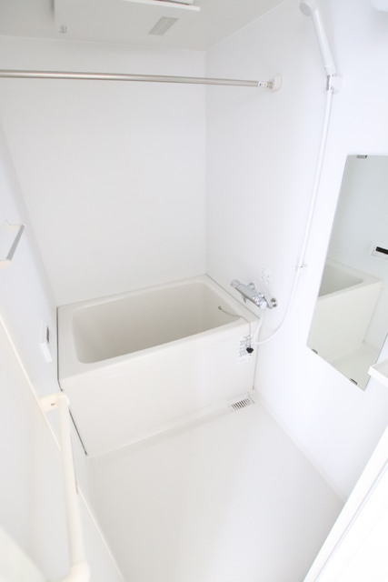 バス・シャワールーム　※別室参考写真