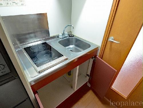 キッチン　設備仕様は号室により異なる為、現況を優先します。