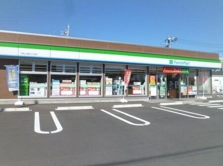 コンビニ　ファミリーマート浜松上島五丁目店（コンビニ）まで671m