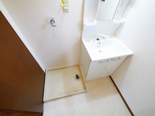 洗面設備　忙しい朝には欠かせない洗面所です
